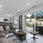 빌라 T4 Climatisee Avec Jardin, Jacuzzi Et Free Wifi A 600 M De La - Fr-1-423-234 아그
