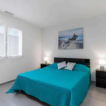 ヴィラ T4 Climatisee Avec Jardin, Jacuzzi Et Free Wifi A 600 M De La - Fr-1-423-234 *
