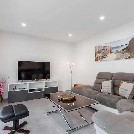 Villa T4 Climatisee Avec Jardin, Jacuzzi Et Free Wifi A 600 M De La - Fr-1-423-234